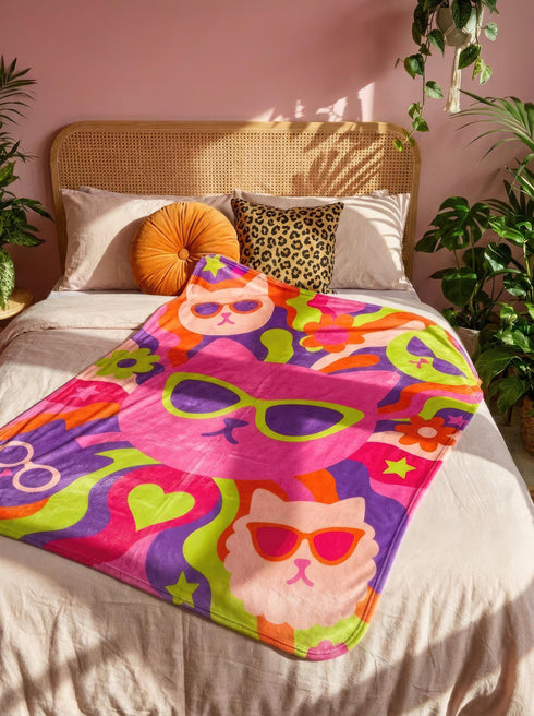 Psychedelic Trippy Cat Sherpa Blanket