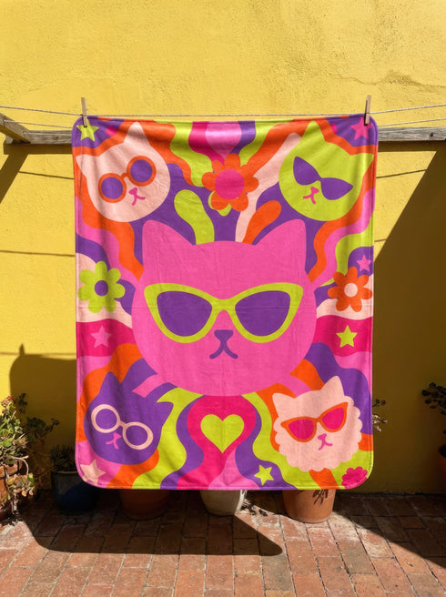 Psychedelic Trippy Cat Sherpa Blanket